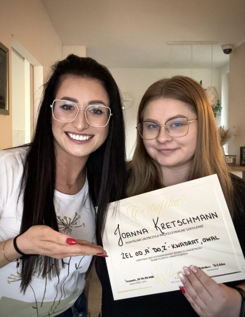 Kursantki - Szkoła Stylizacji Paznokci Sosnowiec