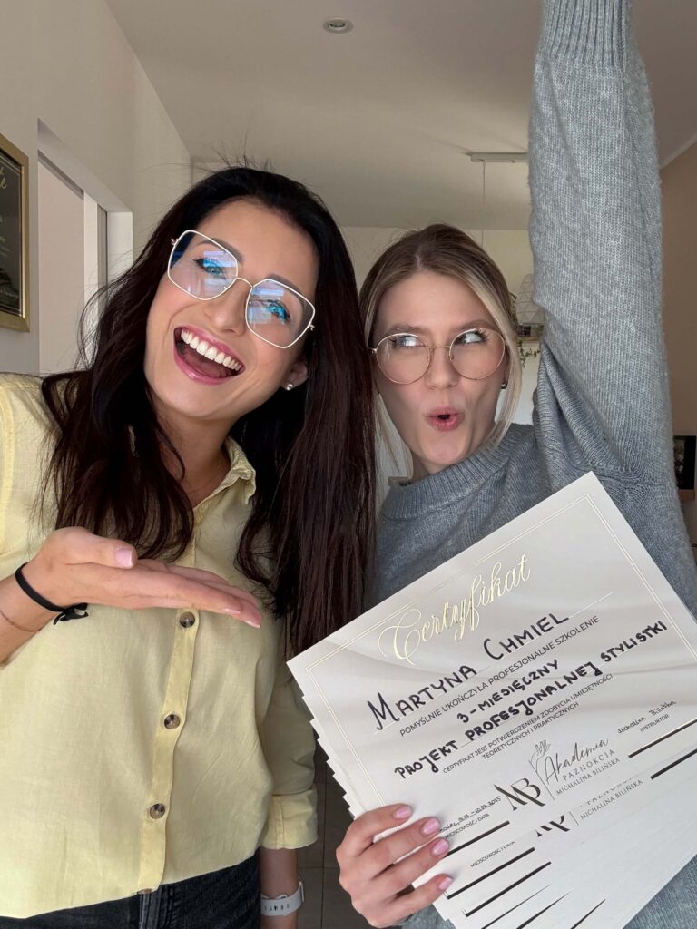 Kursantki - Szkoła Stylizacji Paznokci Sosnowiec