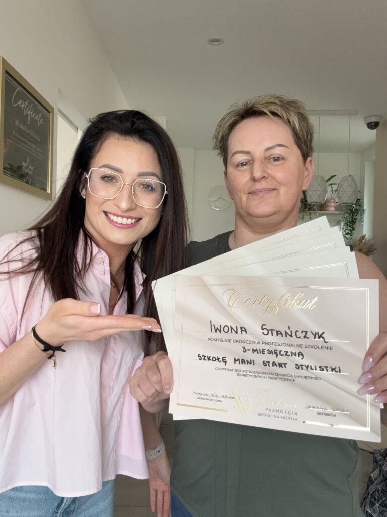 Kursantki - Szkoła Stylizacji Paznokci Sosnowiec